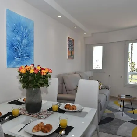 Au Port - Brand New Flat W 1 Bedroom, Balcony, Parking, Ac Apartamento