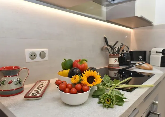 Au Port - Brand New Flat W 1 Bedroom, Balcony, Parking, Ac Апартаменти *