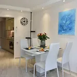 Au Port - Brand New Flat W 1 Bedroom, Balcony, Parking, Ac * Antibes
