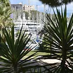 Appartement Au Port - Brand New Flat W 1 Bedroom, Balcony, Parking, Ac Antibes