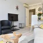 Au Port - Brand New Flat W 1 Bedroom, Balcony, Parking, Ac Apartment *