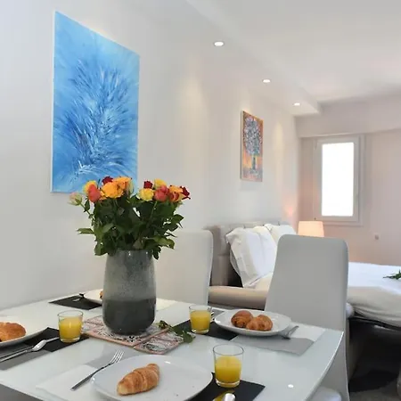 Au Port - Brand New Flat W 1 Bedroom, Balcony, Parking, Ac דירה